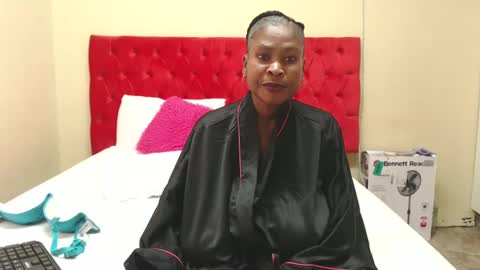 watermellon69 online show from 02/14/25, 10:07