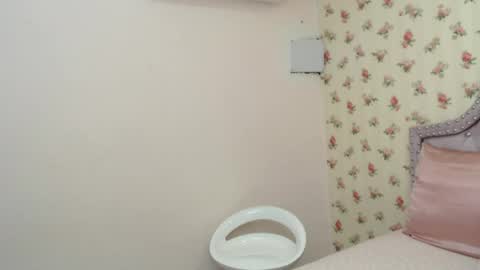 Snapshot of watson_crystal00 chatting on 04/07/26, 01:22 Milf Latina online show from 04/07/26, 01:22