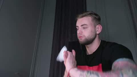 Wayne online show from 12/17/24, 02:11