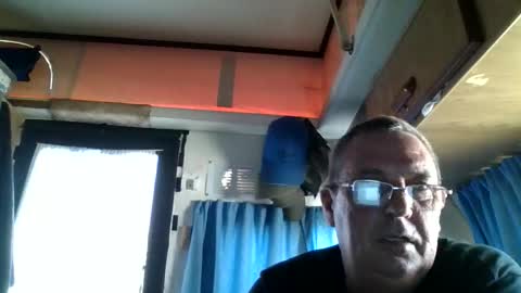 Snapshot of wazahardon2 chatting on 10/30/25, 05:42 wazahardon2 online show from 10/30/25, 05:42