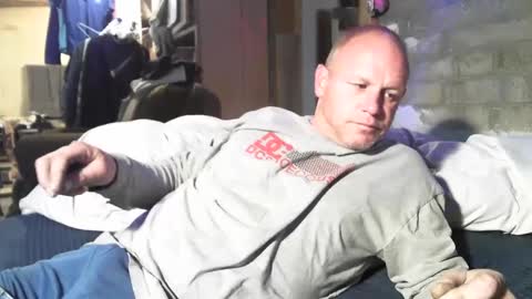 Snapshot of wcnmail24 chatting on 03/02/25, 02:32 wcnmail24 online show from 03/02/25, 02:32