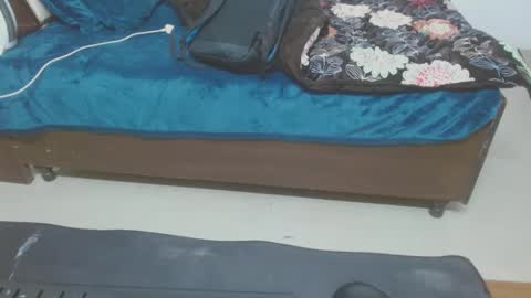 Snapshot of we_are_indian chatting on 12/30/24, 05:04 khushiwife kabirhubby kavyasexy gf online show from 12/30/24, 05:04