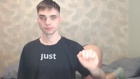 Lia and Artur online show from 12/05/25, 06:37