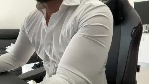 Weapon X online show from 01/05/25, 11:01