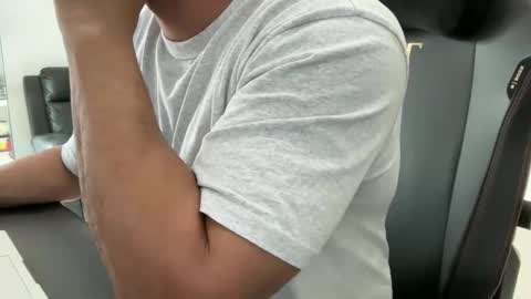 Snapshot of weaponx1 chatting on 02/03/26, 02:53 Weapon X online show from 02/03/26, 02:53