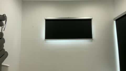 Snapshot of weaponx1 chatting on 02/06/26, 03:00 Weapon X online show from 02/06/26, 03:00