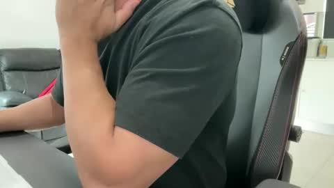 Snapshot of weaponx1 chatting on 03/01/26, 09:17 Weapon X online show from 03/01/26, 09:17