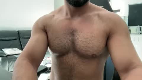 Snapshot of weaponx1 chatting on 03/19/26, 10:14 Weapon X online show from 03/19/26, 10:14