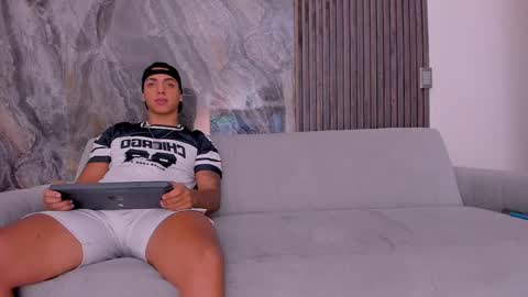 Jhonny Dick  his neighbors. online show from 09/14/25, 02:11