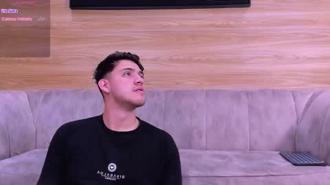 Snapshot of web_gammer_ chatting on 03/07/26, 12:29 Jhonny Dick his neighbors. online show from 03/07/26, 12:29