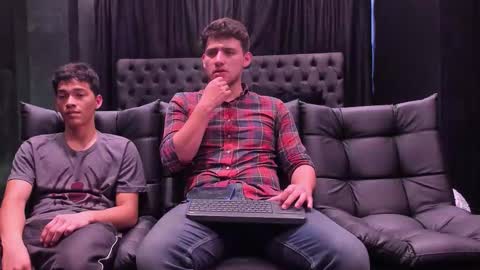 Snapshot of web_gammer_ chatting on 03/28/26, 07:35 Jhonny Dick his neighbors. online show from 03/28/26, 07:35