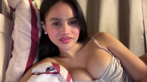 Snapshot of webcammaggie chatting on 09/29/25, 06:02 Maggie online show from 09/29/25, 06:02