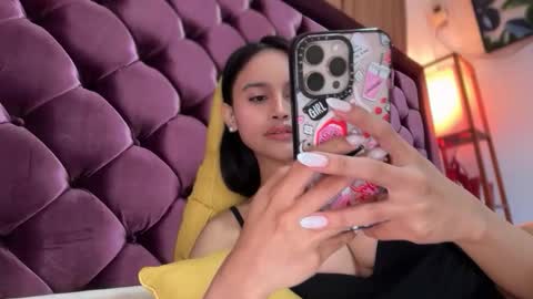 Snapshot of webcammaggie chatting on 04/10/26, 05:06 Maggie online show from 04/10/26, 05:06