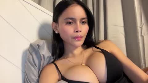 Snapshot of webcammaggie chatting on 05/28/26, 05:10 Maggie online show from 05/28/26, 05:10