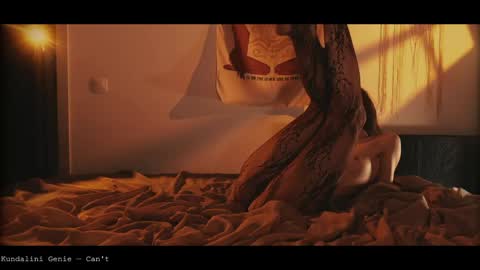 Snapshot of webcora chatting on 04/18/26, 07:07 Coraline online show from 04/18/26, 07:07