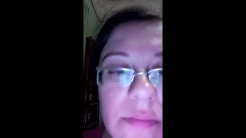 Snapshot of webgirl2 chatting on 12/10/24, 09:43 Marina online show from 12/10/24, 09:43