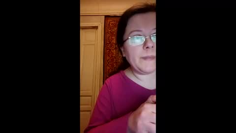 Snapshot of webgirl2 chatting on 03/04/25, 10:38 Marina online show from 03/04/25, 10:38