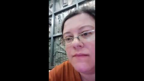 Snapshot of webgirl2 chatting on 03/10/25, 05:39 Marina online show from 03/10/25, 05:39