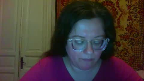 Snapshot of webgirl2 chatting on 11/29/25, 11:30 Marina online show from 11/29/25, 11:30