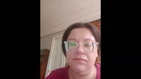 Snapshot of webgirl2 chatting on 04/19/26, 12:15 Marina online show from 04/19/26, 12:15