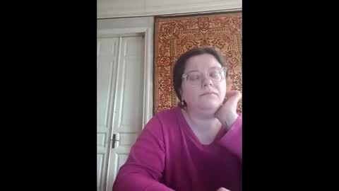 Snapshot of webgirl2 chatting on 04/25/26, 11:46 Marina online show from 04/25/26, 11:46