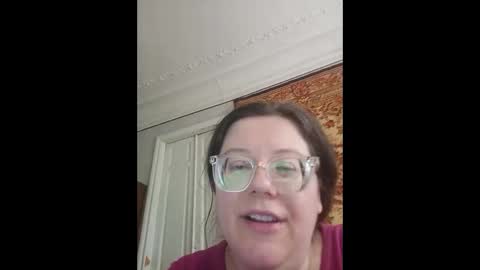 Snapshot of webgirl2 chatting on 05/28/26, 01:19 Marina online show from 05/28/26, 01:19