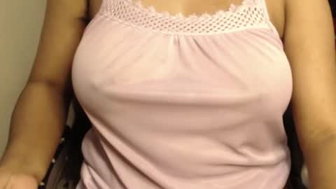 Snapshot of webshowxxx chatting on 11/25/25, 07:25 mina online show from 11/25/25, 07:25