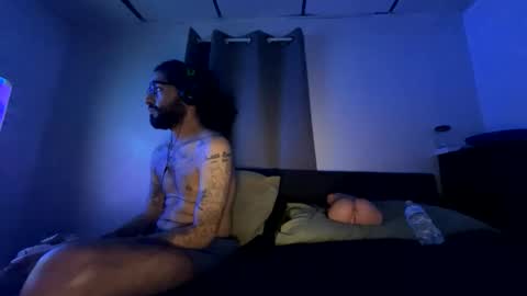 ShootingWebs online show from 11/14/25, 08:35