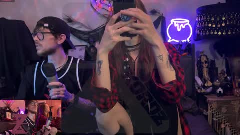 Snapshot of webz_and_kordz chatting on 03/28/26, 03:39 WebzKordz online show from 03/28/26, 03:39