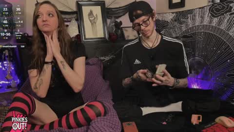 Snapshot of webz_and_kordz chatting on 04/09/26, 06:52 WebzKordz online show from 04/09/26, 06:52