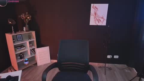 Wednesday   Please help me to reach 111 thumbs up online show from 12/31/24, 06:46