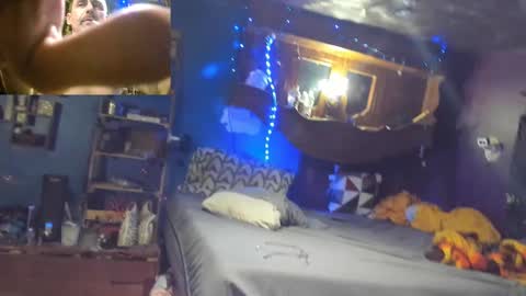 Snapshot of wednesdayhill chatting on 12/21/24, 12:38 Wednesday online show from 12/21/24, 12:38