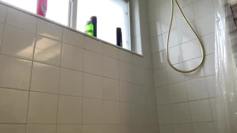 Snapshot of weedwacker43 chatting on 12/11/24, 05:04 weedwacker43 online show from 12/11/24, 05:04