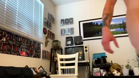 Snapshot of weeklymarz97 chatting on 02/08/26, 08:12 weeklymarz97 online show from 02/08/26, 08:12