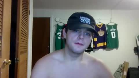 Snapshot of weenskir chatting on 04/10/26, 05:39 weenskir online show from 04/10/26, 05:39