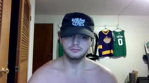 Snapshot of weenskir chatting on 04/15/26, 04:47 weenskir online show from 04/15/26, 04:47