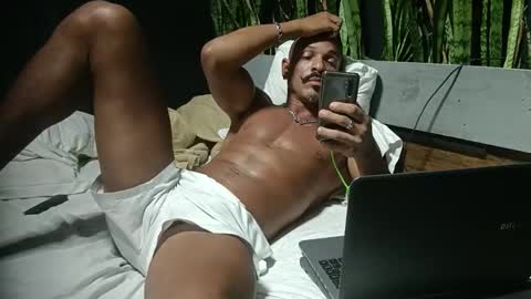 wellcrz online show from 10/18/25, 10:21