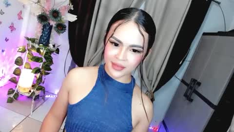 Snapshot of wellcumbabyxx chatting on 05/27/26, 06:49 Hi Im LOVIE Please dont forget to follow and thumbs up me online show from 05/27/26, 06:49