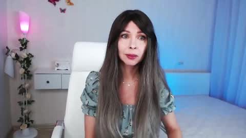 Wendi Foster online show from 12/09/24, 07:18