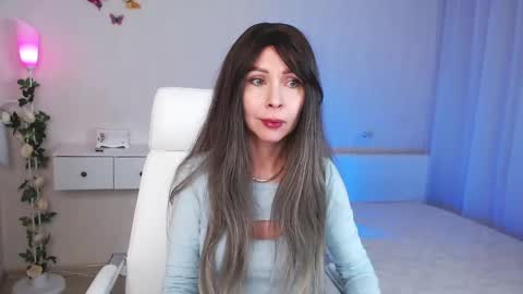 Wendi Foster online show from 12/17/24, 07:59