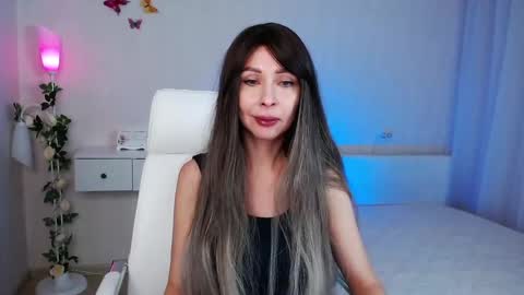 Wendi Foster online show from 12/24/24, 07:55