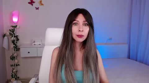 Wendi Foster online show from 02/27/25, 04:21