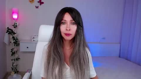 Wendi Foster online show from 09/30/25, 06:35