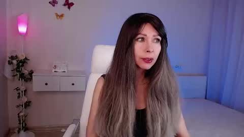 Snapshot of wendifoster chatting on 03/02/26, 06:59 Wendi Foster online show from 03/02/26, 06:59