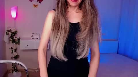 Snapshot of wendifoster chatting on 03/05/26, 11:01 Wendi Foster online show from 03/05/26, 11:01