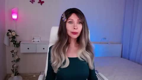 Snapshot of wendifoster chatting on 04/22/26, 07:59 Wendi Foster online show from 04/22/26, 07:59