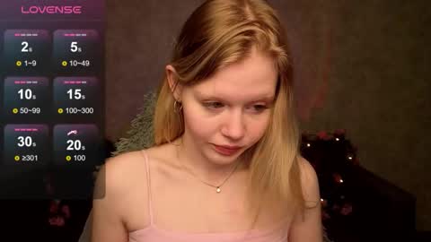 Snapshot of wendy_228 chatting on 11/14/25, 12:53 Wendy online show from 11/14/25, 12:53