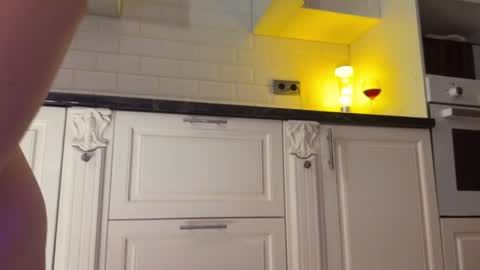 Daisy    online show from 01/05/25, 08:21