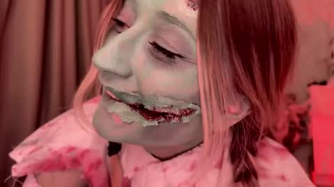 Daisy    online show from 10/31/25, 03:46