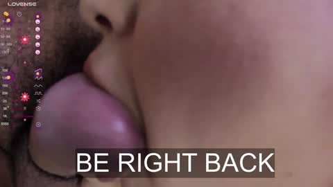 Snapshot of wendy_deiby chatting on 12/14/24, 06:35 Wendy and Deiby online show from 12/14/24, 06:35